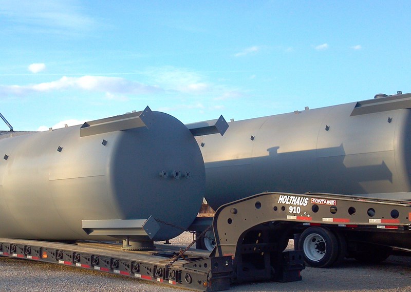 Vertical Leg Tank